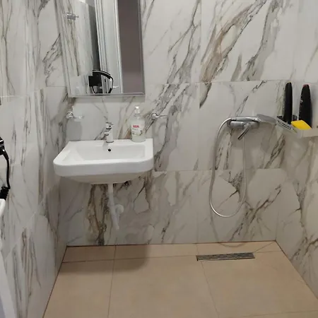 Gjiri Lalzit Sol Apartment